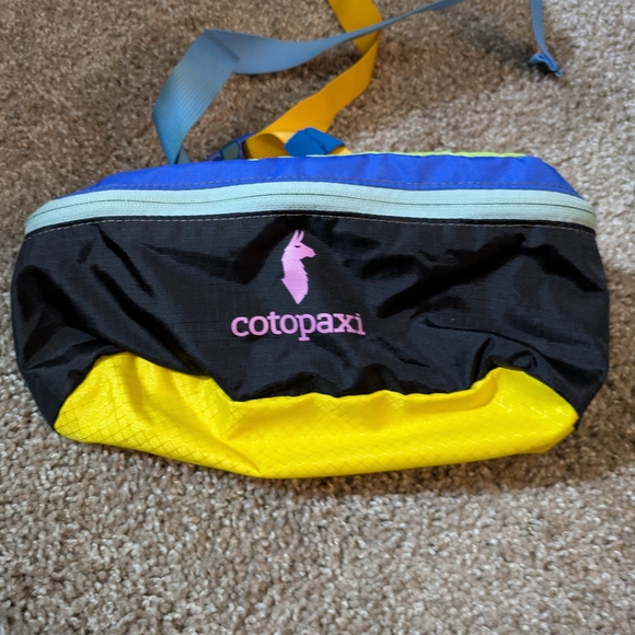 Cotopaxi Colorful Hip Pack with Logo - Picture 1 of 3